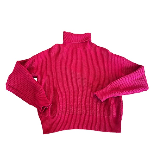 Ambiance Apparel Red Long Sleeve Turtleneck Soft Sweater Size Relaxed Small - Picture 2 of 5